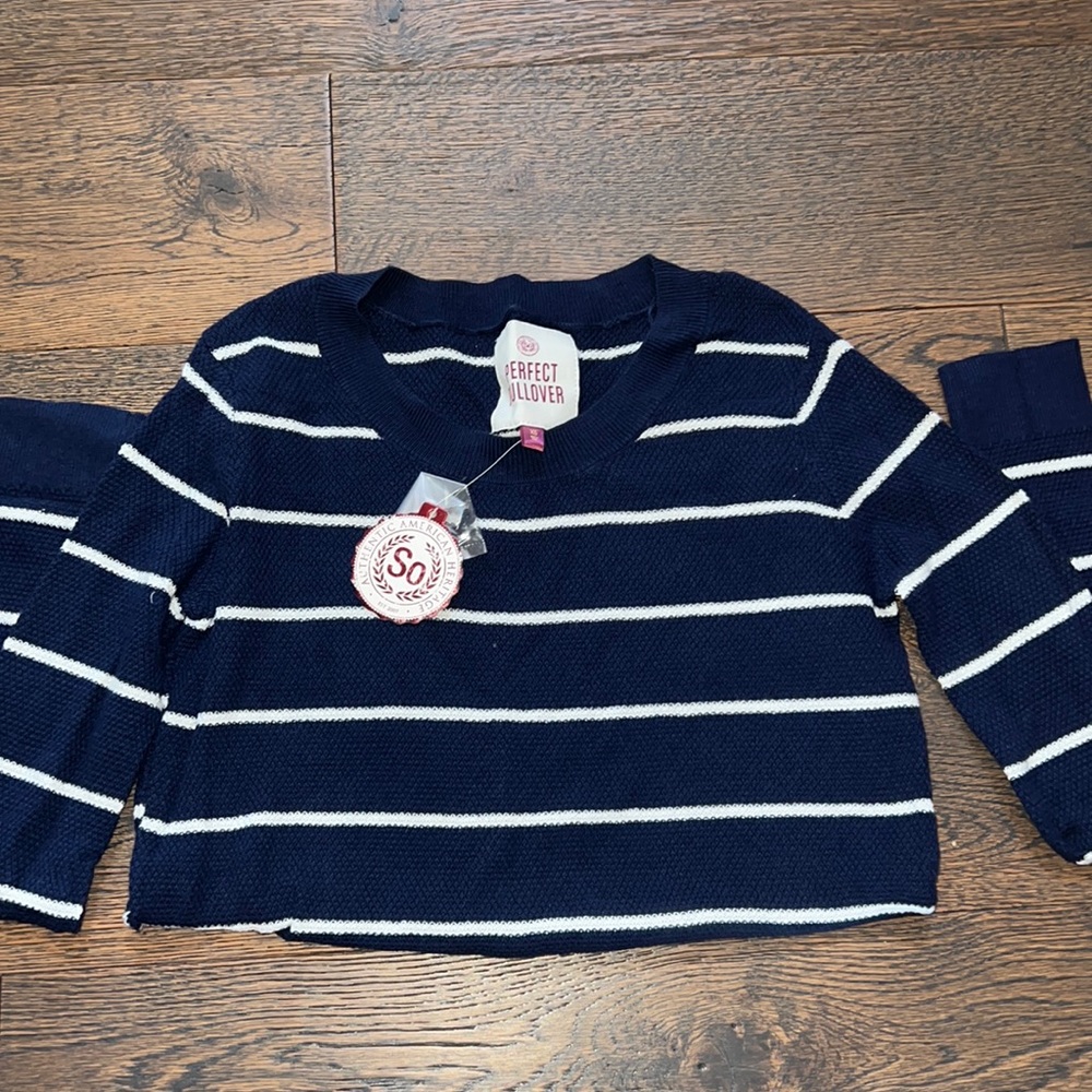Kohl’s navy and white striped sweater